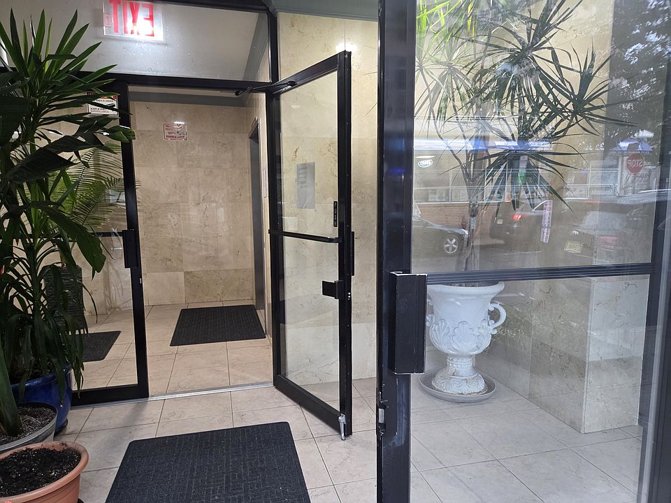 2nd image of 2401 Berg Ave #3G
