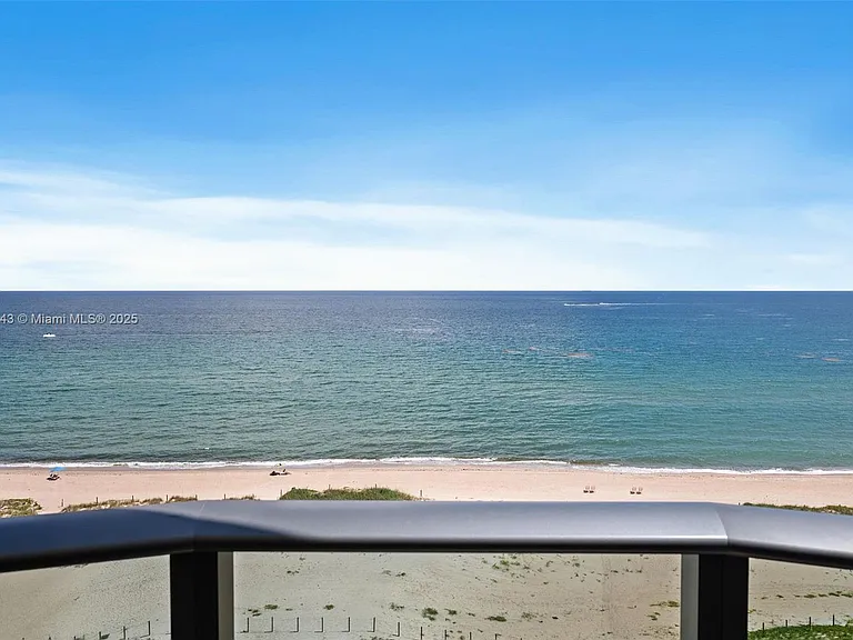 900 N Ocean Blvd #1005 — Photo 35