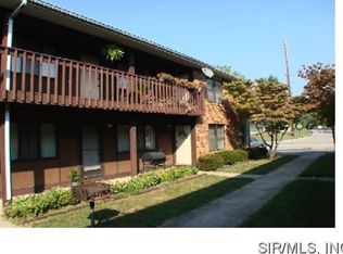 2407 Frank Scott Pkwy W APT 3, Belleville, IL 62223