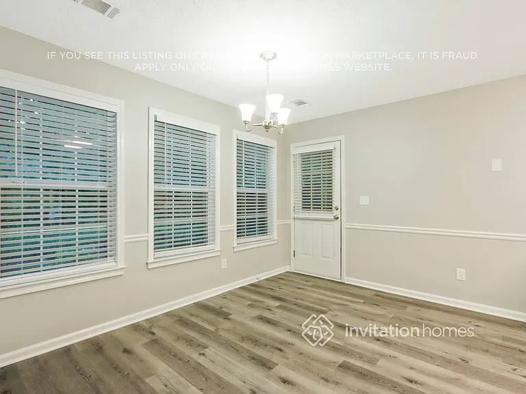 415 Cambridge Way — Photo 12