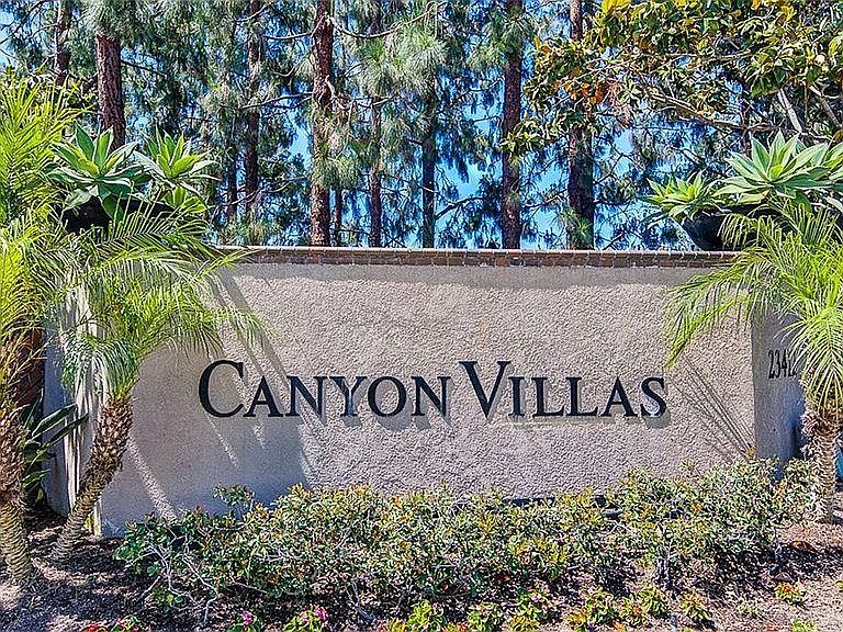 Main Enrance of Canyon Villas, a gated community