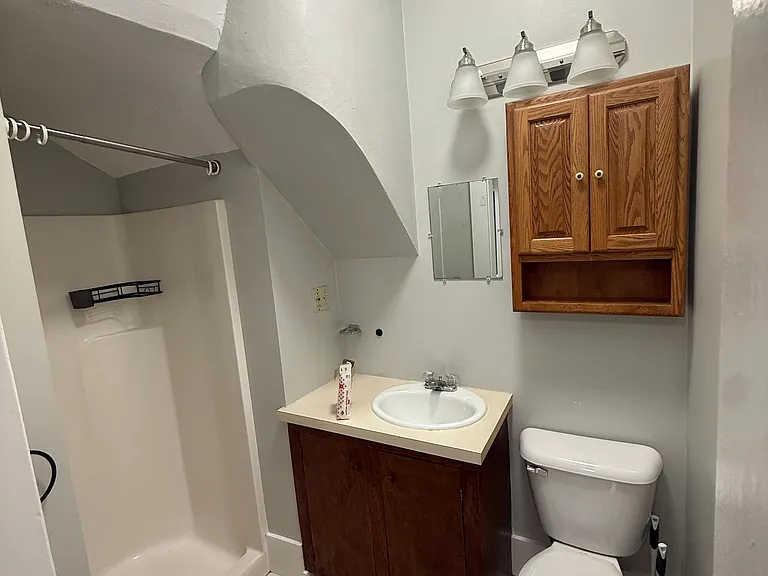 22 Clifton St #1 — Photo 9