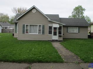 745 Mulberry St, Clinton, IN 47842