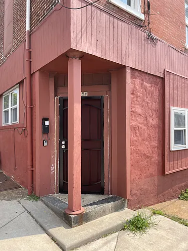 1135 Lancaster Ave #A Photo 1