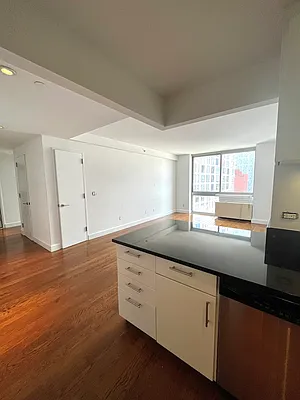 Rented by The Dermot Realty Management Company | media 20