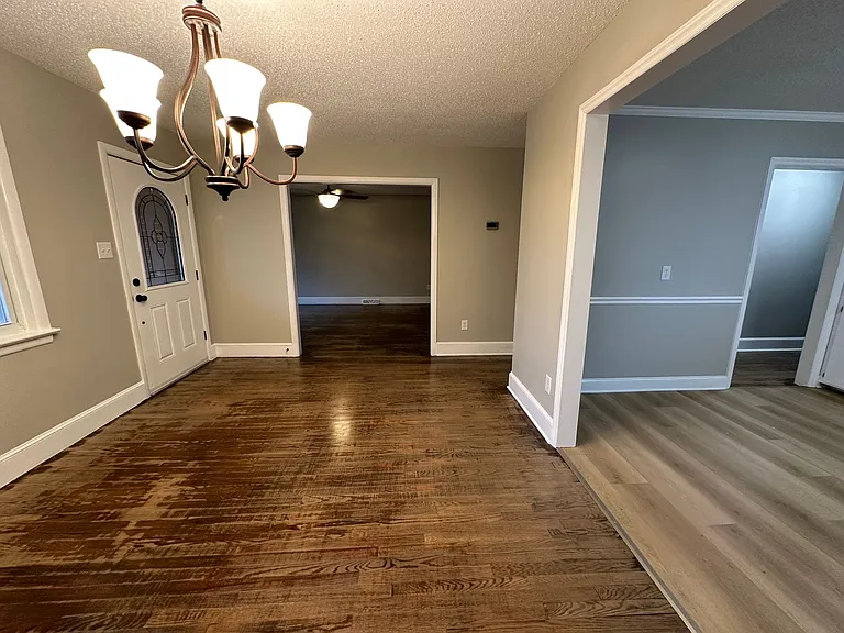 260 Klutz St — Photo 5