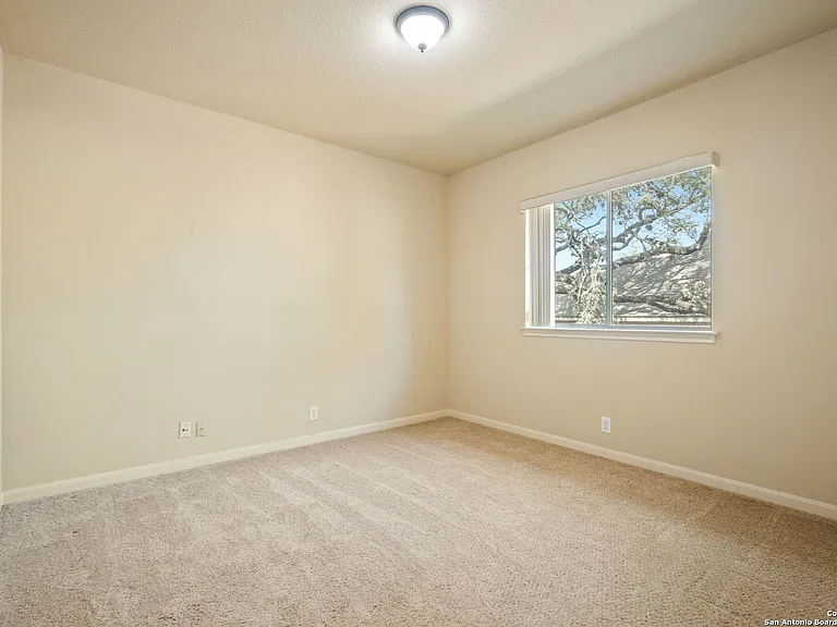 23715 Legend Crst — Photo 22