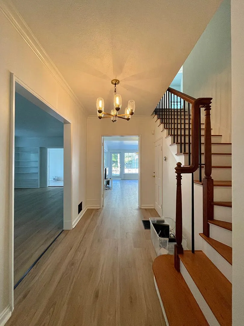 Classic 3BR/2BA San Marino Home w/ Large Yard & Garage, 10-Min Walk to San Marino High - Availabl... — Photo 2