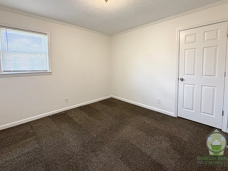113 Fowler Rd — Photo 8