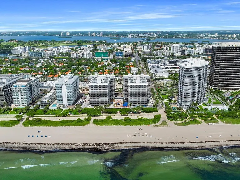 9559 Collins Ave #S9-D — Photo 45