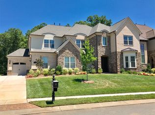 5717 Five Knolls Dr, Charlotte, NC 28226