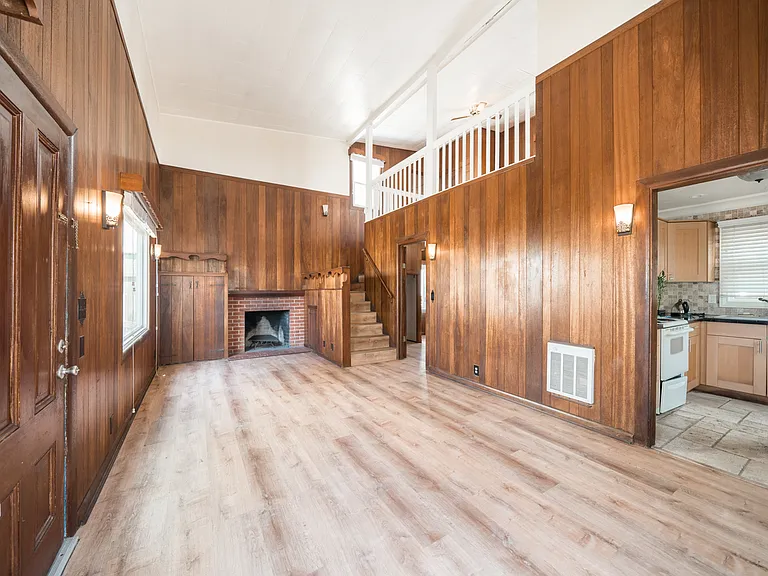 168 Elder Ave — Photo 24