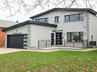 169 Charlton Blvd, Toronto, ON M2R2J2