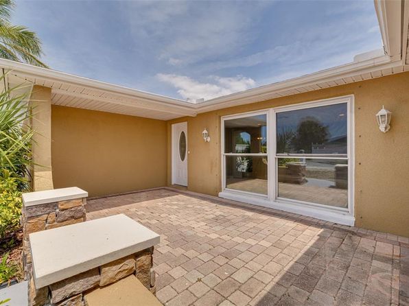 1170 Chelsea Ln, Holiday, FL 34691