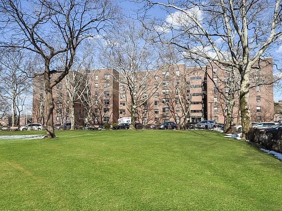 3rd image of 21212 73rd Ave #3B