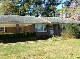 468 Cavanaughtown Rd, Richlands, NC 28574