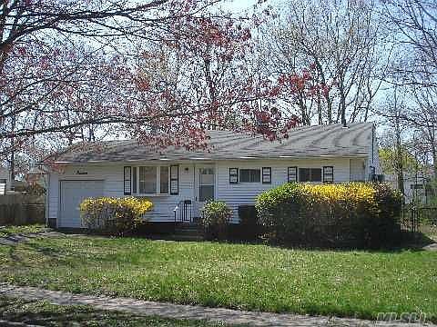 2nd image of 14 Norwalk Ln
