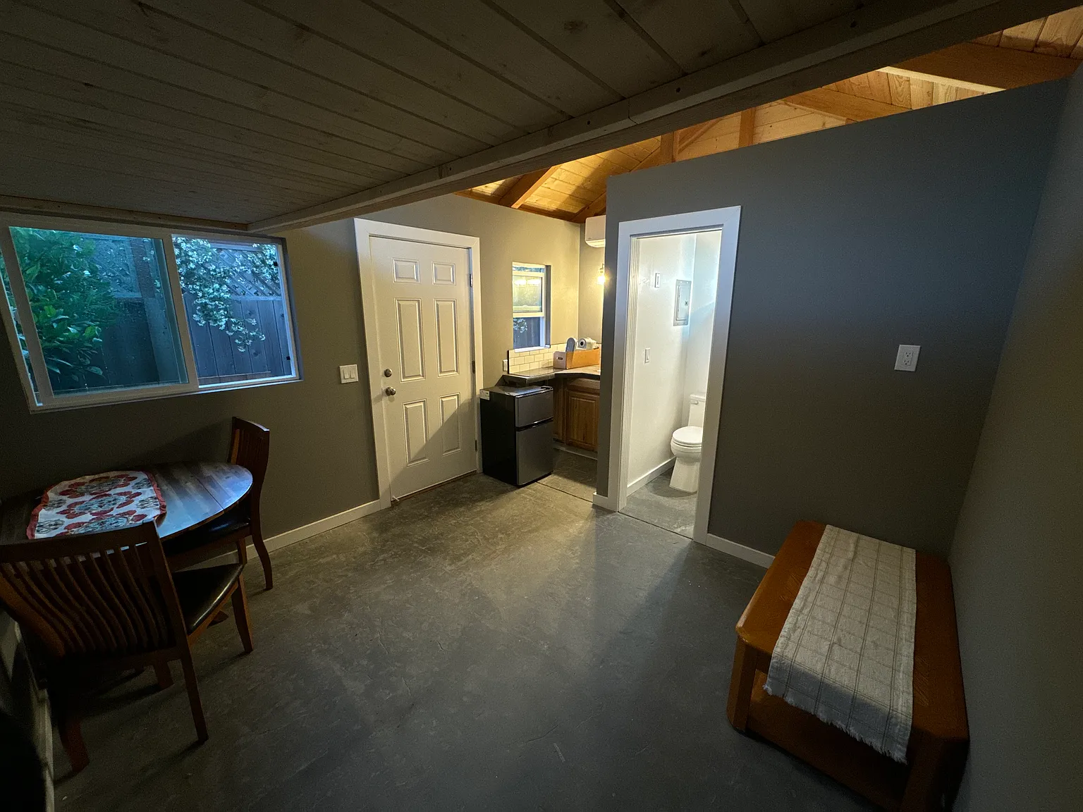 Studio, 180 sqft, $1,450 — Photo 1