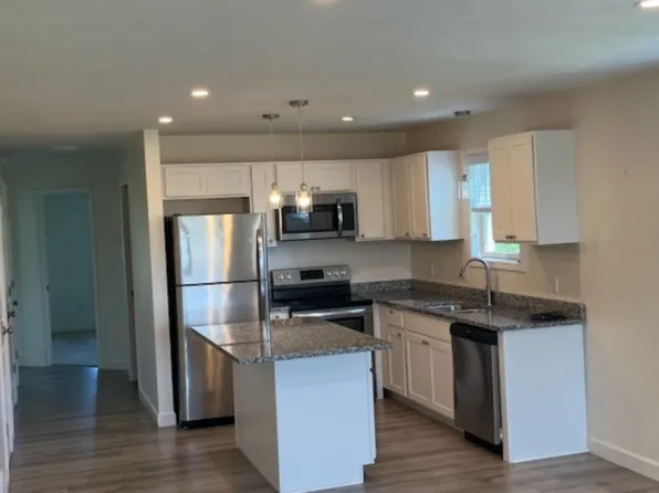 430 Ward Dr #B, Steubenville, OH 43953