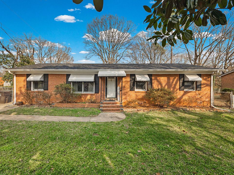 1st image of 1037 Stoneybrook Ln