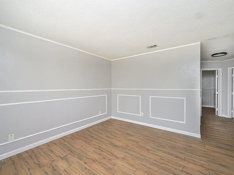 506 N 3rd St #2 — Photo 9
