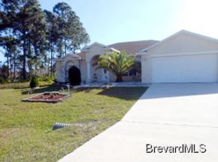 641 Londonderry Cir SE, Palm Bay, FL 32909