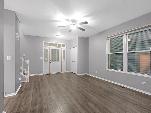 3rd image of 2356 Woodhill Ct