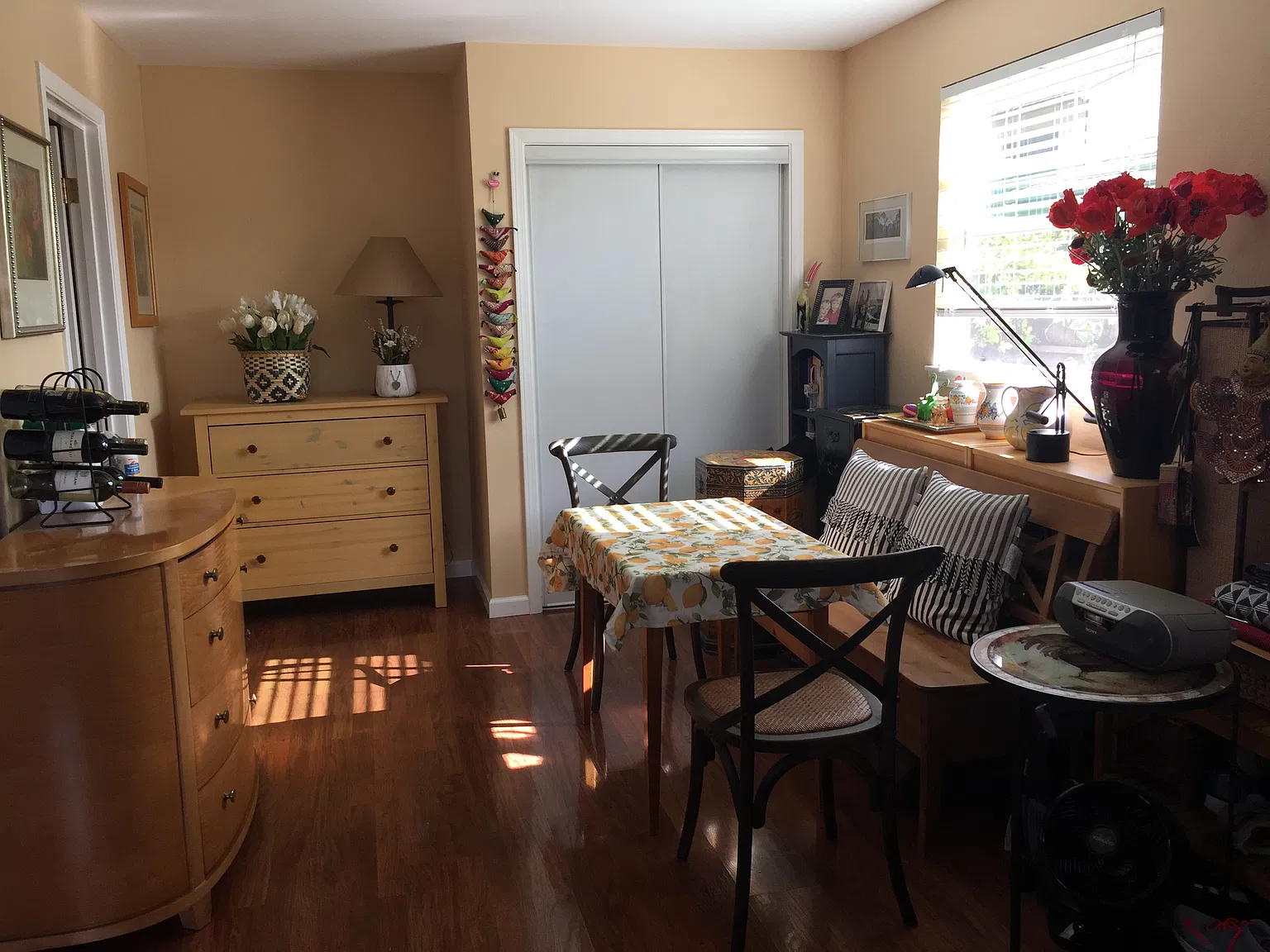 Studio, 400 sqft, $1,950 — Photo 2