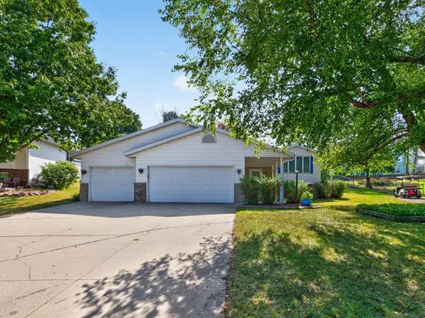 316 11th St NW, Byron, MN 55920
