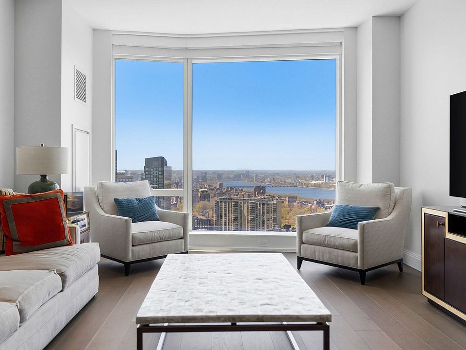 1st image of 240 Devonshire St #3603