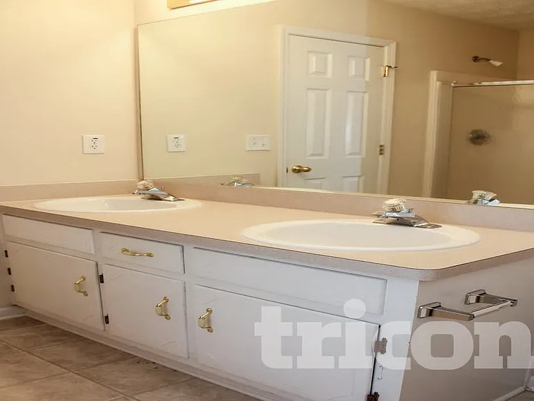 70 Aiken Way — Photo 8