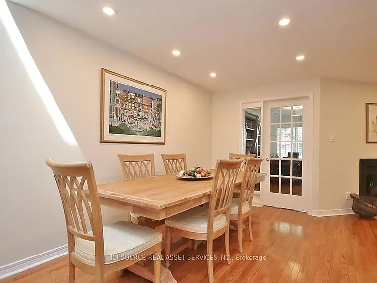 109 Dalecroft Cres — Photo 10