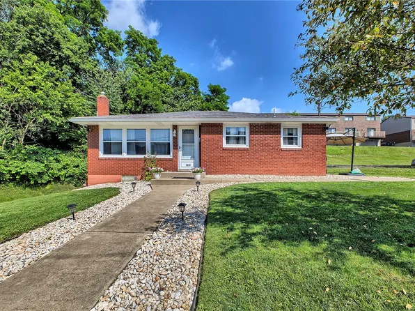 1215 Ellsworth Ave, Jeannette, PA 15644