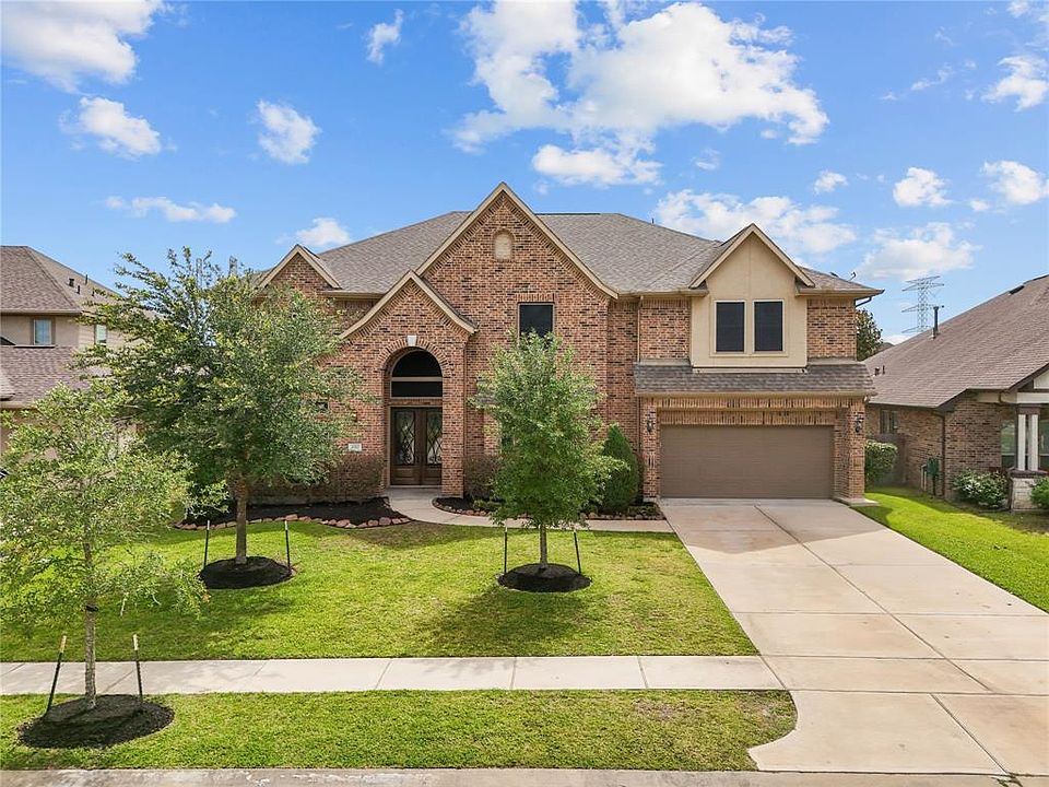 1st image of 4910 Isla Canela Lane