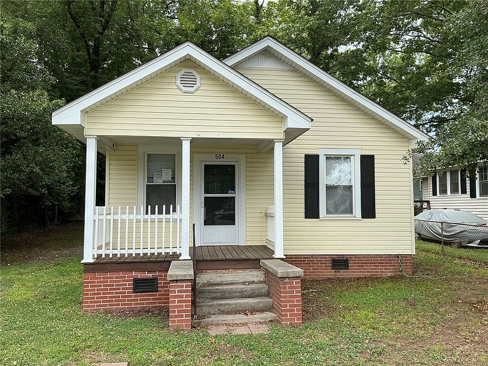1st image of 504 Caughlin Ave