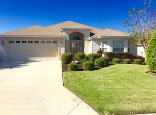 2100 Hobbs Ct, The Villages, FL 32162