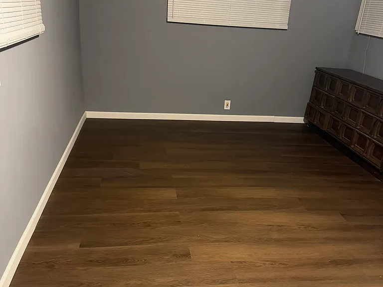 933 Myrtle Ave — Photo 6