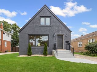 10009 S Spaulding Ave, Evergreen Park, IL 60805