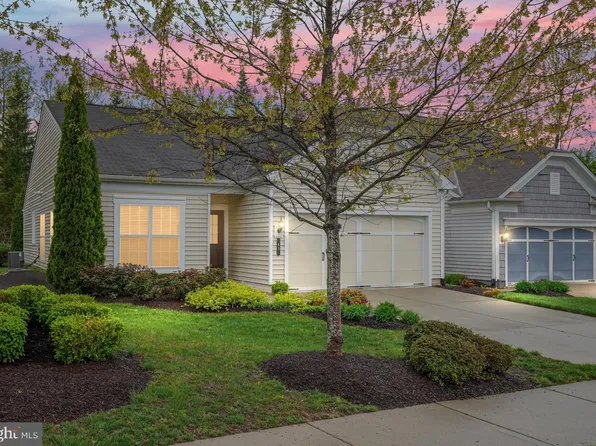 65 Denison St, Fredericksburg, VA 22406