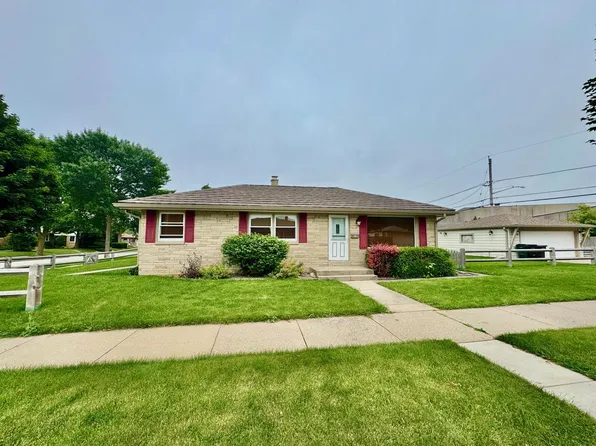 4548 South Delaware AVENUE, Saint Francis, WI 53235