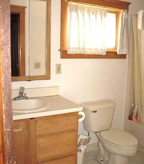 418 N Main St — Photo 17