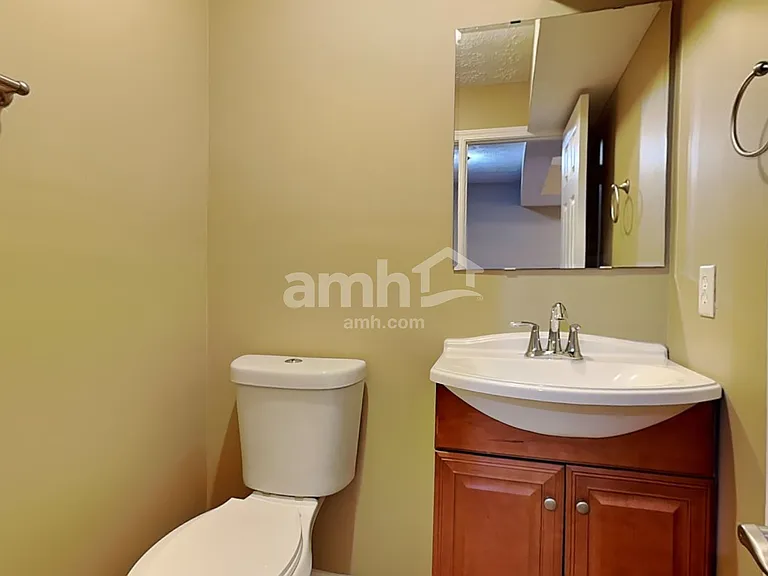 23 Glenside Dr — Photo 7