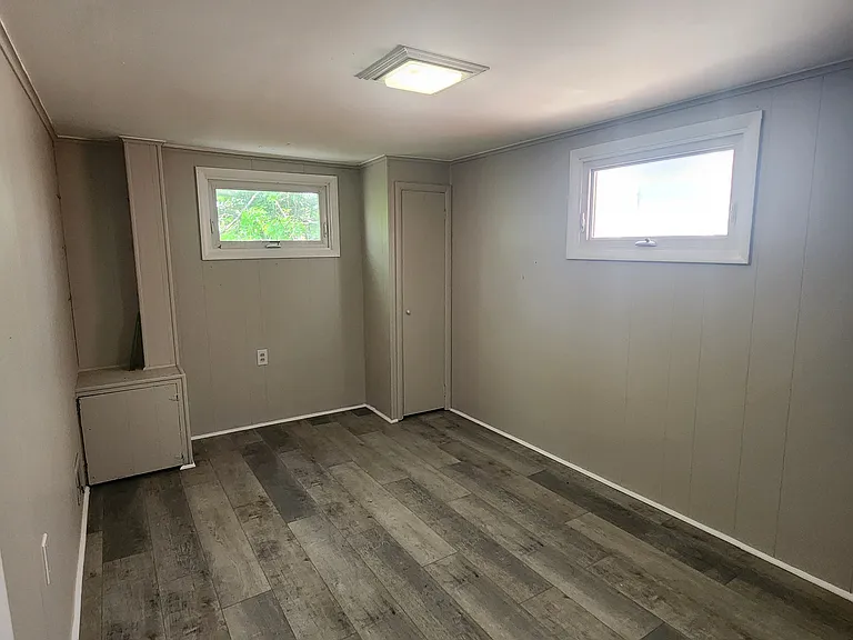 261 Beech St — Photo 11