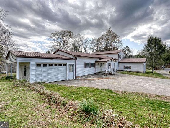 2nd image of 211 Old Copperhill Rd
