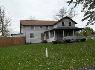 3784 Stoelting Rd, Sanborn, NY 14132