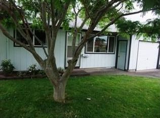 1906 Ferry St SW, Albany, OR 97322