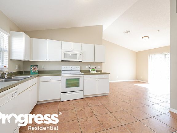 2nd image of 9608 Hollyhill Dr