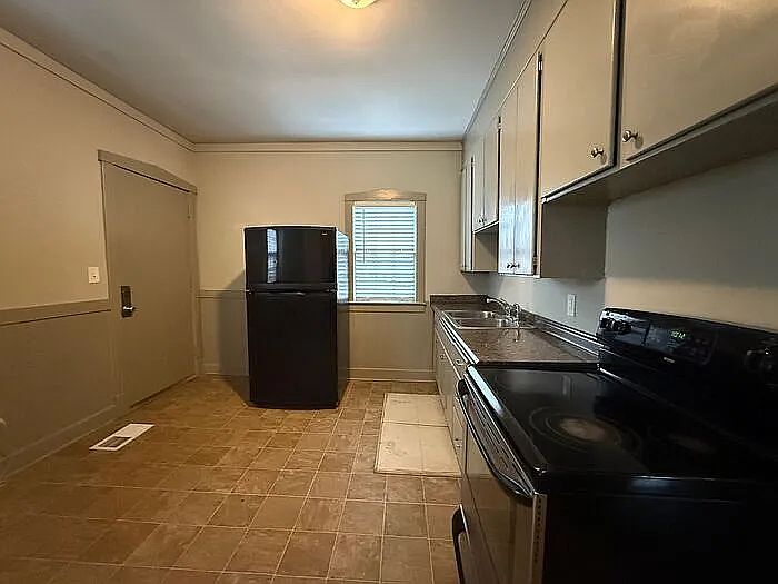 1st image of 1914 Dahlia Cir #1
