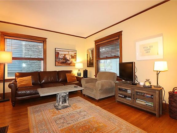 3rd image of 3705 Genessee St