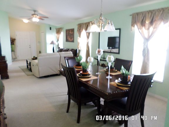 Ligh and Bright Dining Room